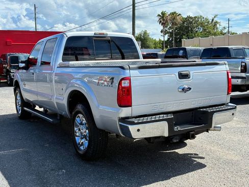 Used 2015 Ford F250 Lariat w/ Lariat Ultimate Package AWD/4WD image 3