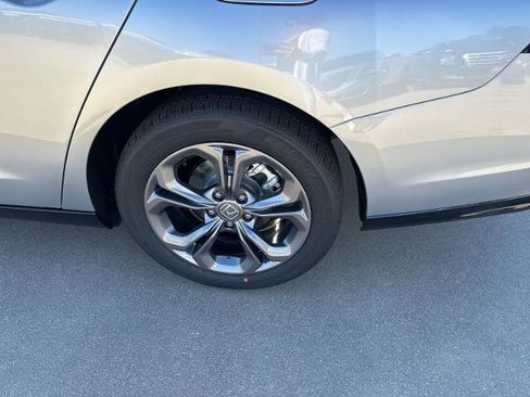 New 2025 Honda Accord EX-L image 15