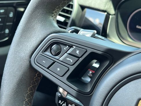 Used 2022 Porsche Cayenne Turbo GT AWD/4WD image 28