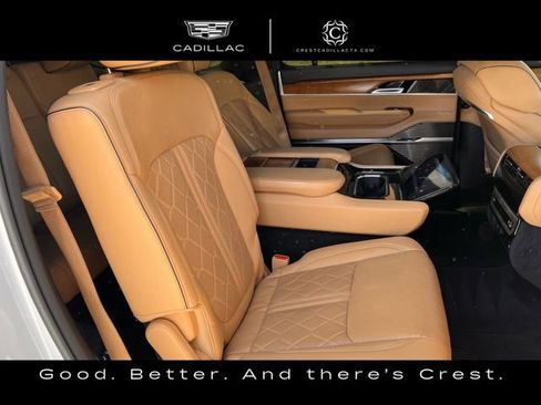 Used 2023 Jeep Grand Wagoneer Series III AWD/4WD image 27