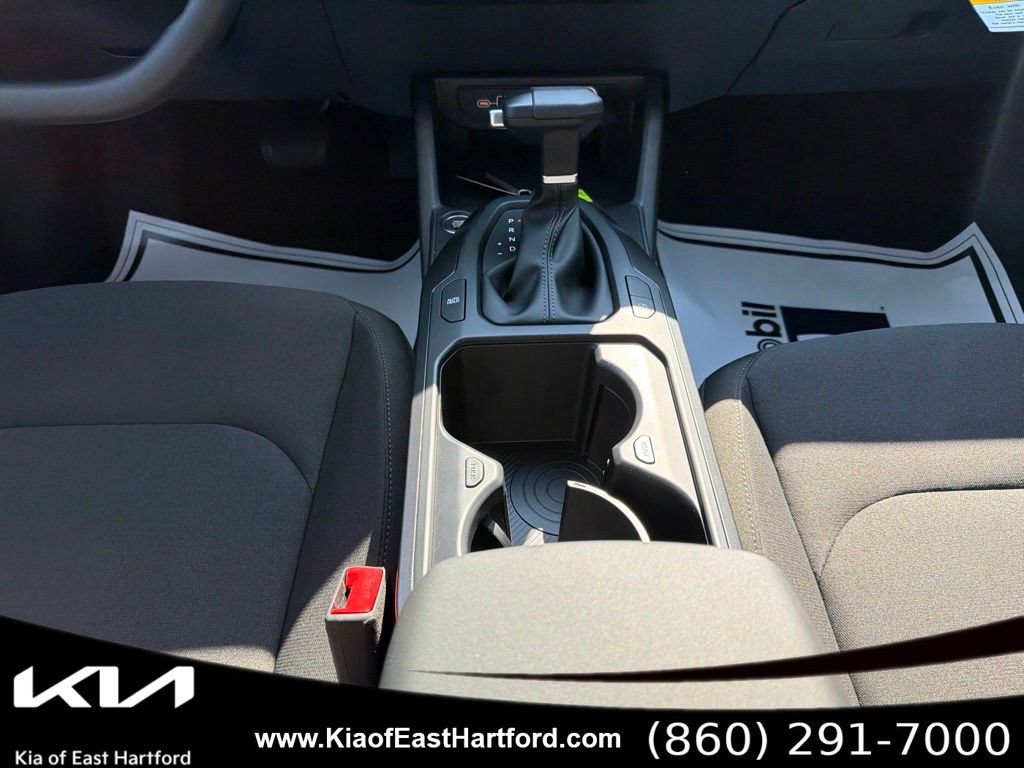 New 2026 Kia K4 FWD image 24