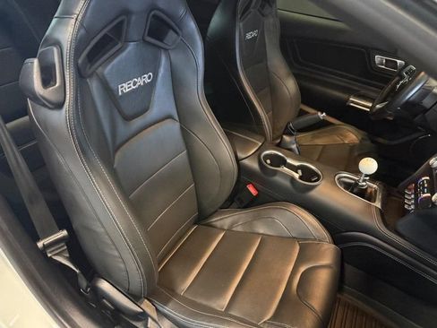 Used 2022 Ford Mustang Mach 1 w/ Mach 1 Handling Package RWD image 10