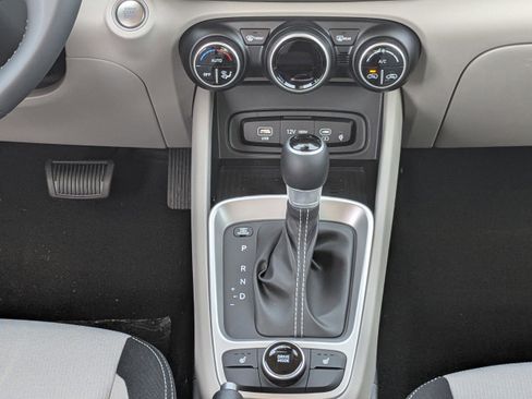 New 2026 Hyundai Venue SEL image 29