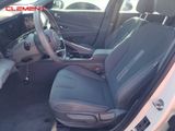 Used 2023 Hyundai Elantra SEL w/ Convenience Package image 3