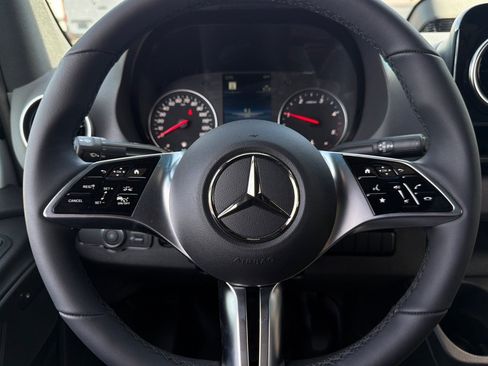 New 2025 Mercedes-Benz Sprinter 2500 image 18