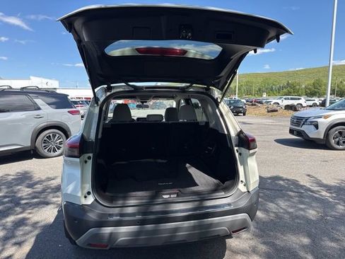 Certified 2023 Nissan Rogue SV AWD/4WD image 11