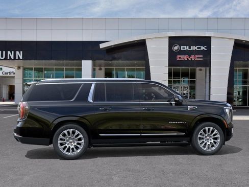 New 2026 GMC Yukon XL Denali w/ Denali Reserve Package AWD/4WD image 5