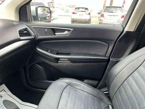 Used 2017 Ford Edge SEL w/ Equipment Group 201A FWD image 20