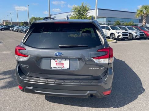 Certified 2022 Subaru Forester Premium w/ Popular Package #1 AWD/4WD image 7