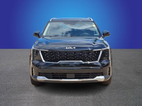 Used 2025 Kia Sorento S FWD image 2