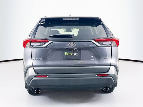 Used 2025 Toyota RAV4 XLE w/ Convenience Package image 7