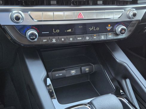 New 2025 Kia Telluride LX image 29