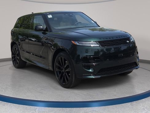 New 2026 Land Rover Range Rover Sport Dynamic SE AWD/4WD image 3