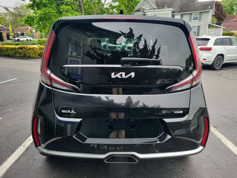 Used 2023 Kia Soul GT-Line FWD image 4