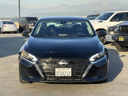 Used 2025 Nissan Altima 2.5 S image 2