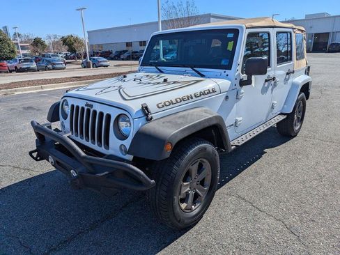 Used 2018 Jeep Wrangler Unlimited Sport image 4