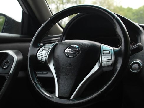 Used 2017 Nissan Altima 2.5 SV FWD image 20