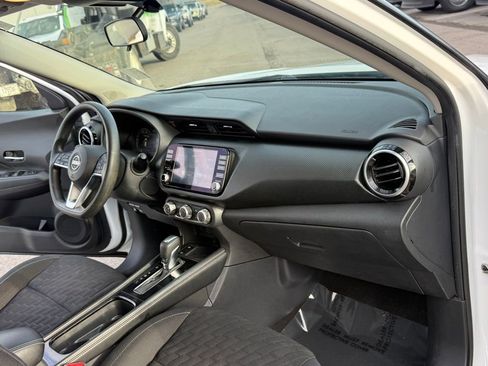 Used 2023 Nissan Kicks SV image 17