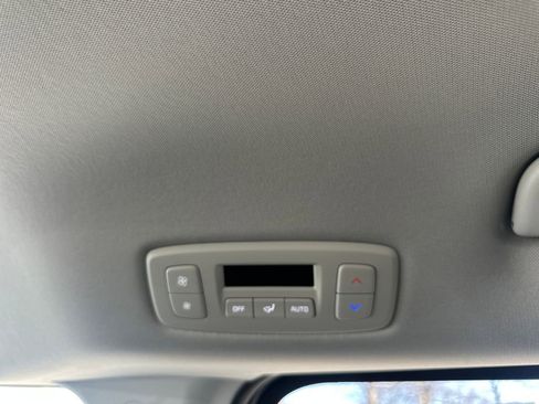New 2026 Kia Carnival LXS FWD image 17