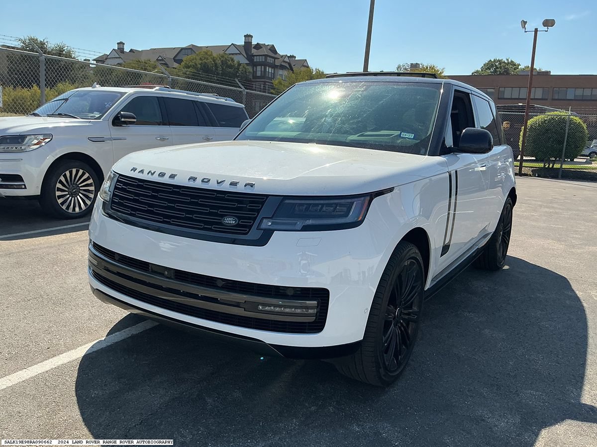 Used 2024 Land Rover Range Rover Autobiography AWD/4WD image 4