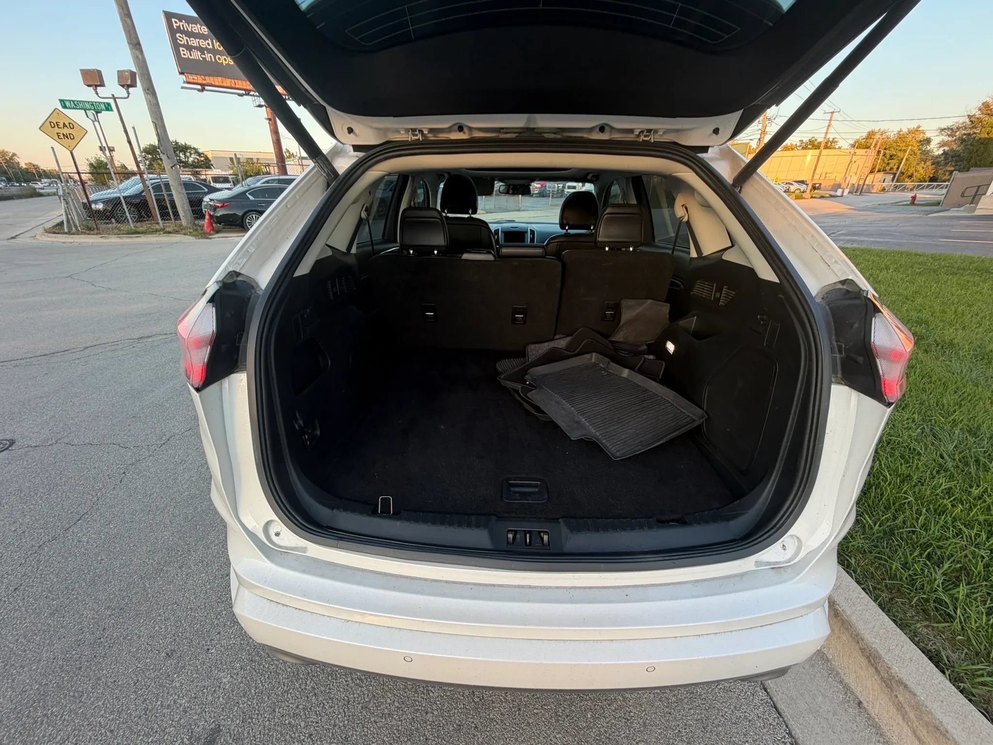 Used 2019 Ford Edge Titanium w/ Equipment Group 301A FWD image 13