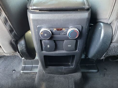 Used 2021 Ford Explorer XLT RWD image 16