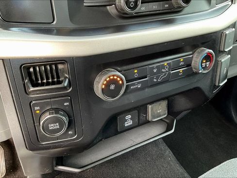 Used 2021 Ford F150 XLT AWD/4WD image 16