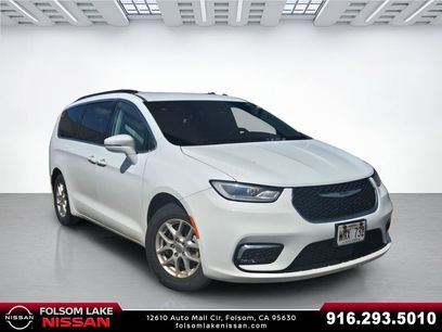 Used 2022 Chrysler Pacifica Touring-L