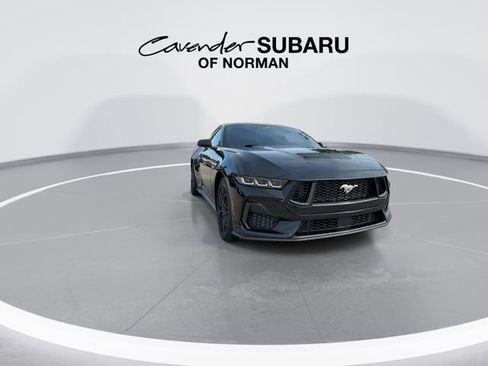 Used 2024 Ford Mustang GT RWD image 3
