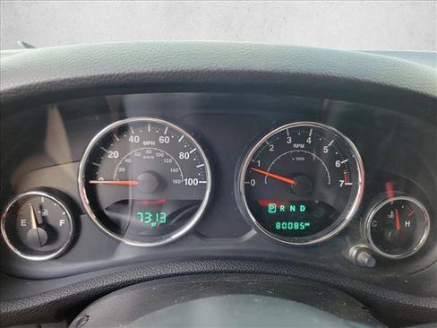 Used 2017 Jeep Wrangler Unlimited Sahara AWD/4WD image 19