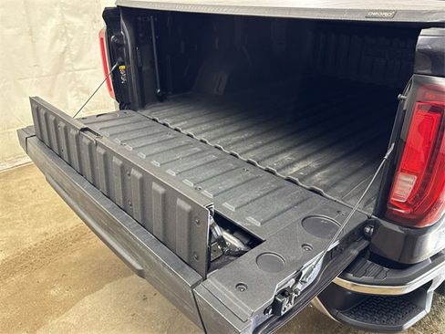 Certified 2024 GMC Sierra 1500 SLT image 26