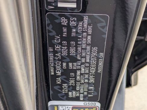 Used 2025 Kia K4 FWD image 32