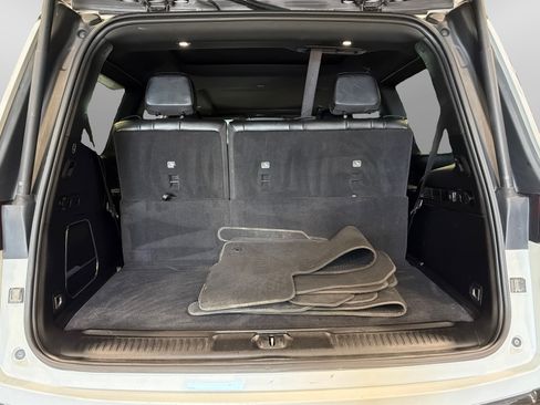 Used 2024 Jeep Wagoneer Series II AWD/4WD image 49