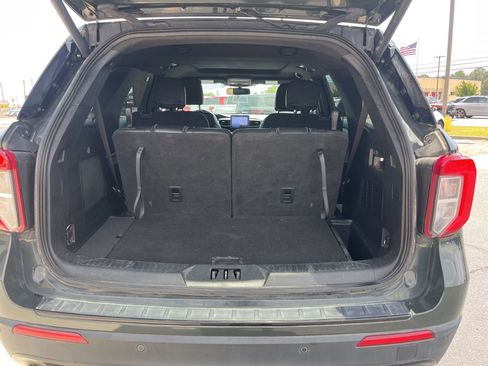 Used 2022 Ford Explorer ST-Line RWD image 6
