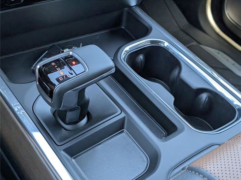 New 2026 Chevrolet Silverado 1500 High Country AWD/4WD image 21