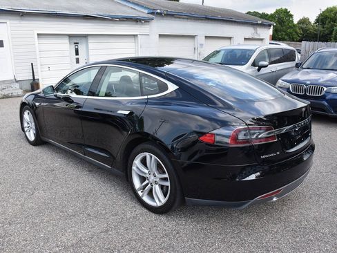 Used 2013 Tesla Model S RWD image 4