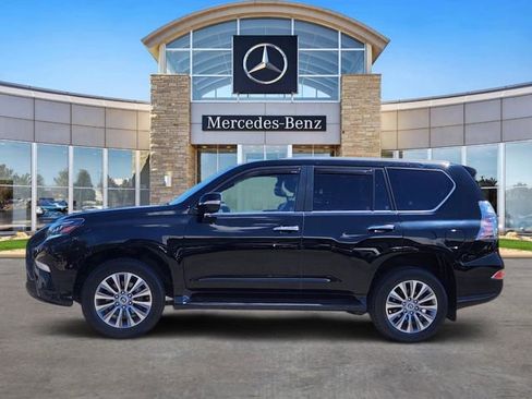 Used 2020 Lexus GX 460 Luxury w/ Accessory Package AWD/4WD image 2