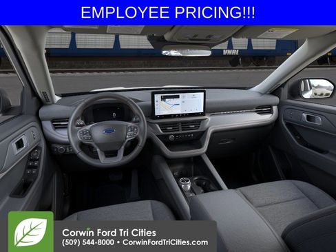 New 2026 Ford Explorer Active AWD/4WD image 9