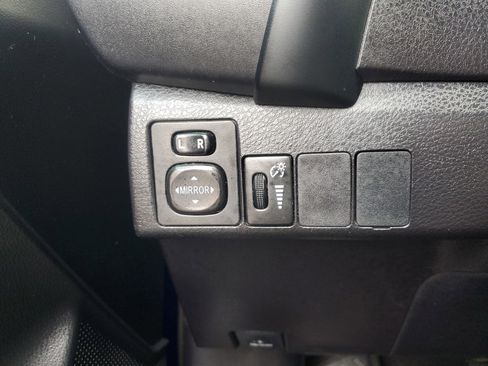 Used 2018 Toyota Corolla L image 28