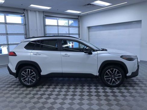 New 2026 Toyota Corolla Cross XLE image 35