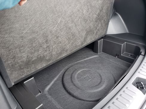 New 2026 Chevrolet Equinox LT w/ Convenience Package II image 11