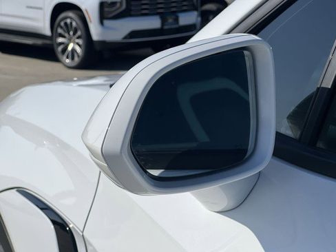 Used 2024 Chevrolet Blazer EV LT image 20