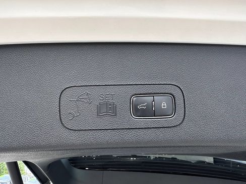 Used 2023 Lincoln Aviator Reserve w/ Equipment Group 201A AWD/4WD image 41