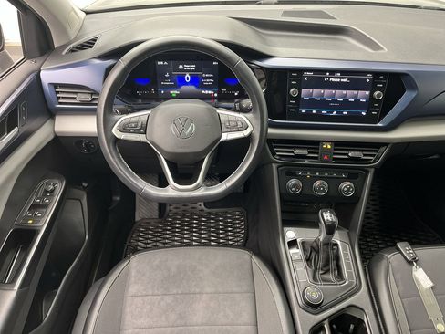 Used 2022 Volkswagen Taos SE image 13