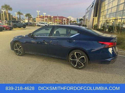 Used 2024 Nissan Altima 2.5 SR image 3