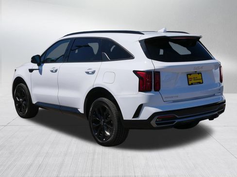 Certified 2023 Kia Sorento SX AWD/4WD image 5