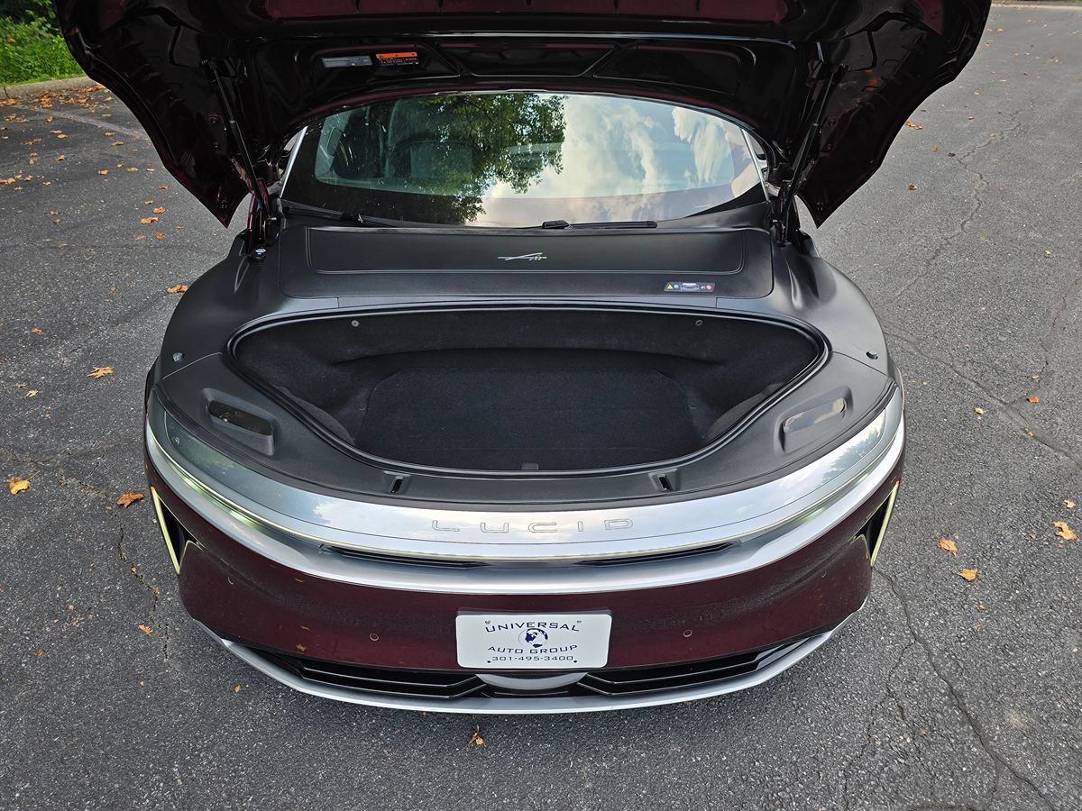 Used 2024 Lucid Air Touring AWD/4WD image 63