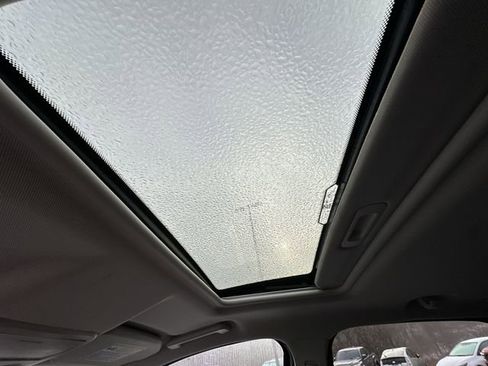 Used 2022 Ford EcoSport SE w/ SE Convenience Package image 18