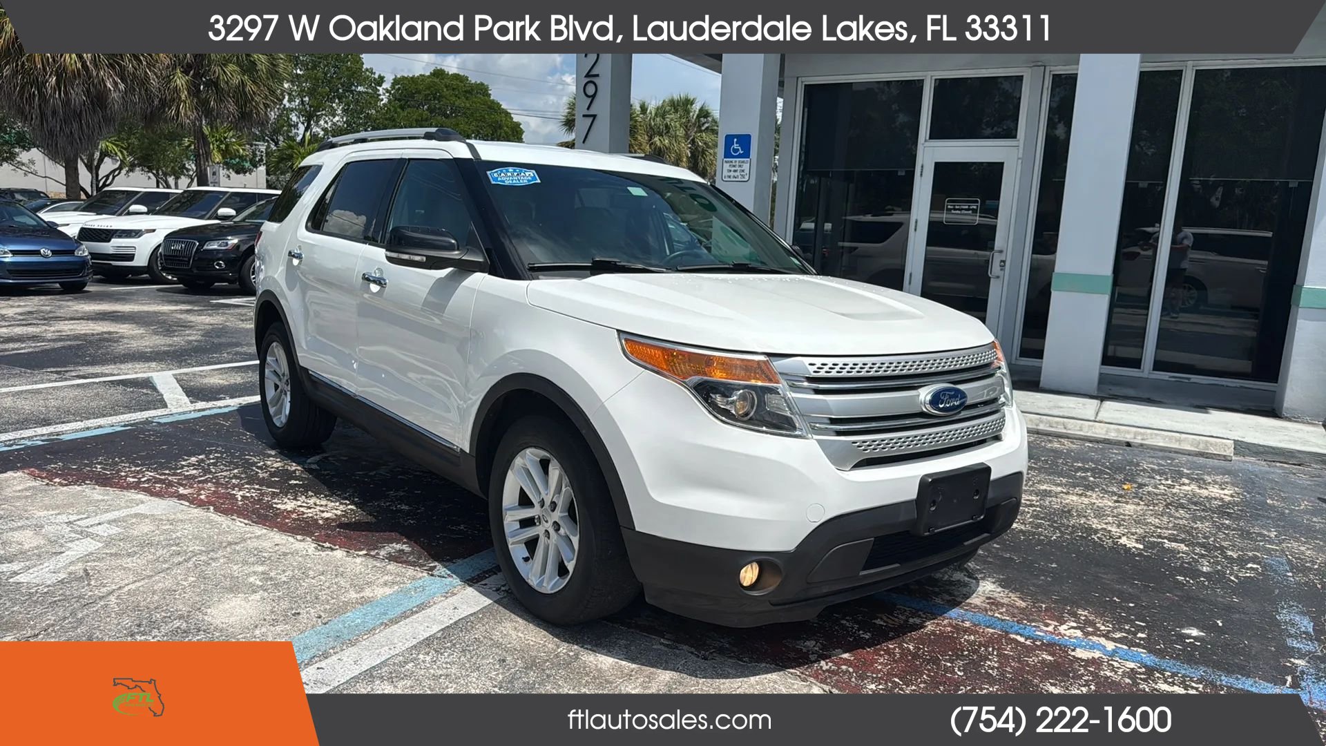 Used 2015 Ford Explorer XLT w/ Equipment Group 201B FWD image 3