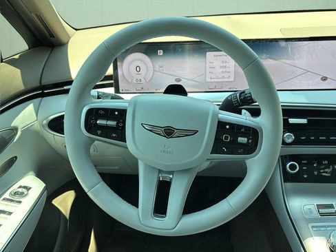 Certified 2026 Genesis GV70 2.5T Advanced AWD/4WD image 21